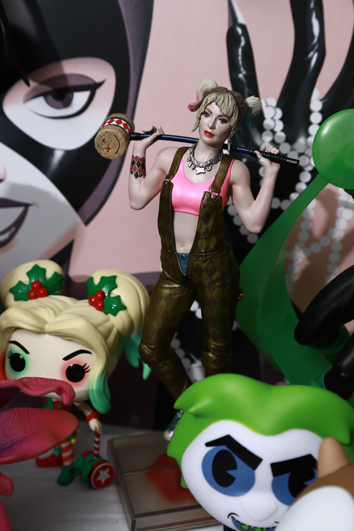 Harley Quinn Live Wallpaper posted by Ryan Simpson